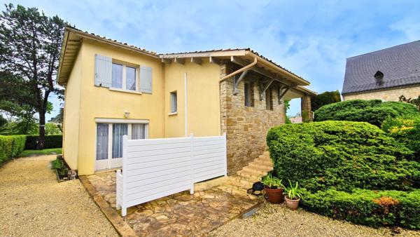 Grande maison familiale avec garage et terrain ? Proche commodites a Bergerac !