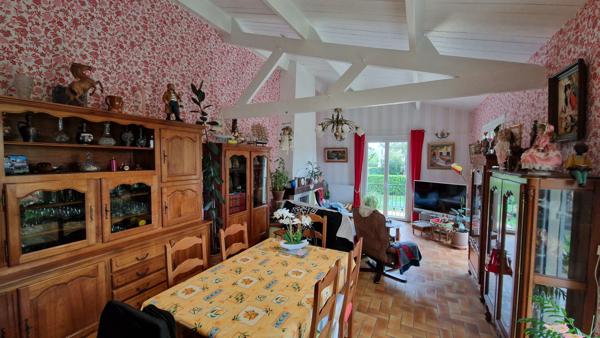 Grande maison familiale avec garage et terrain ? Proche commodites a Bergerac !