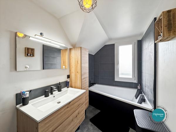 Maison familiale 7 pièces 180 m2 à Mennecy