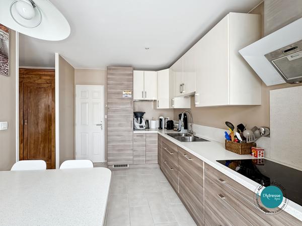 Maison familiale 7 pièces 180 m2 à Mennecy