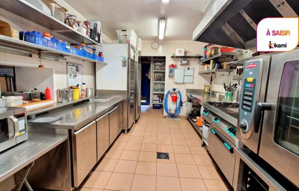 Murs Commerciaux de 208 m²