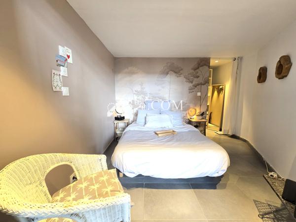 Loft 5 pièce(s) 3 chambre(s) 144 m²