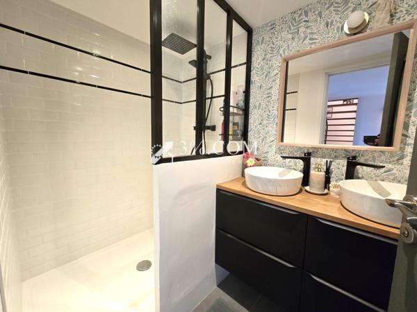 Loft 5 pièce(s) 3 chambre(s) 144 m²