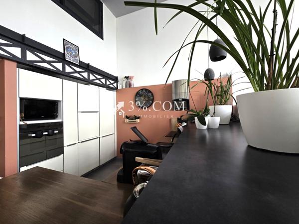 Loft 5 pièce(s) 3 chambre(s) 144 m²