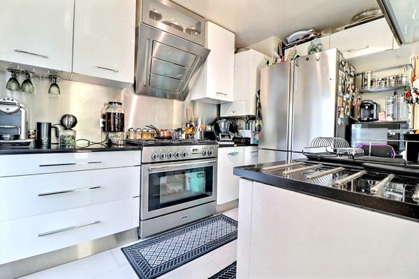 Appartement 5 pièces de 96m2 avec terrasse de 28m2