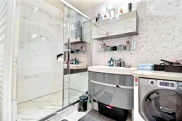 Appartement 5 pièces de 96m2 avec terrasse de 28m2