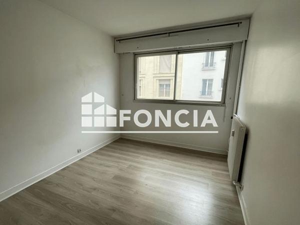 Location Appartement 2 pièces 45.7 m² - 57 RUE DES CEVENNES Paris 75015