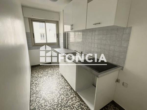 Location Appartement 2 pièces 45.7 m² - 57 RUE DES CEVENNES Paris 75015