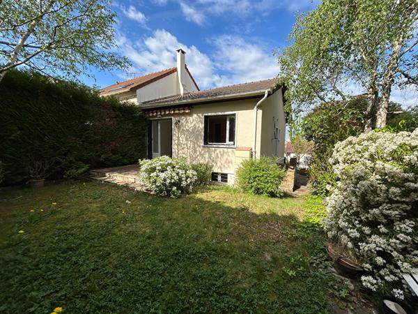 MAISON DANS UNE IMPASSE LIMITE L'HAY-LES-ROSES