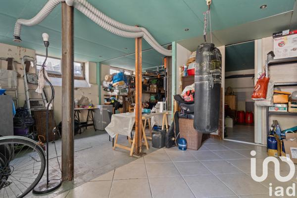 Maison à vendre 5 pièces 223 m² Lyon 8