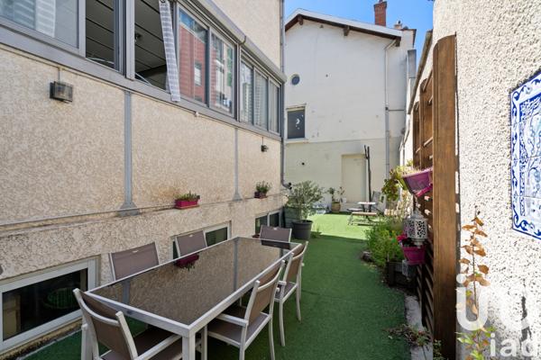 Maison à vendre 5 pièces 223 m² Lyon 8