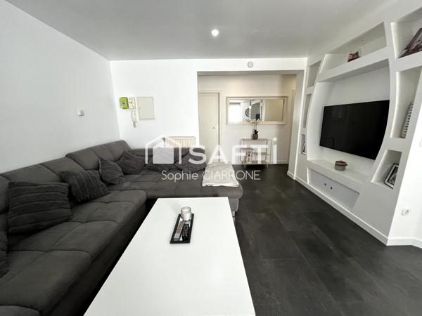 TRÈS JOLI APPARTEMENT RÉNOVÉ 85M2 AVEC UNE BELLE TERRASSE COSY DE 21M2 + DÈPENDANCE