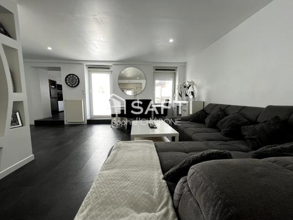 TRÈS JOLI APPARTEMENT RÉNOVÉ 85M2 AVEC UNE BELLE TERRASSE COSY DE 21M2 + DÈPENDANCE