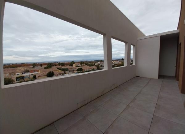 Appartement à louer    3 pièces •  Béziers