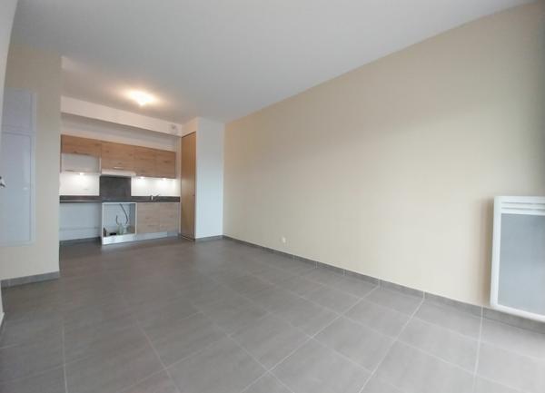 Appartement à louer    3 pièces •  Béziers
