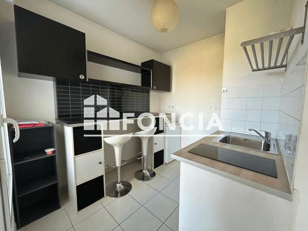 Location Studio 32.8 m² - 33 AVENUE DU LUXEMBOURG Cavaillon 84300