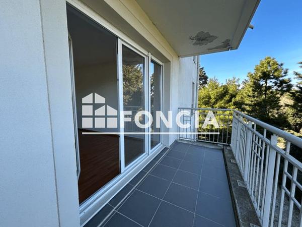 Location Studio 32.8 m² - 33 AVENUE DU LUXEMBOURG Cavaillon 84300