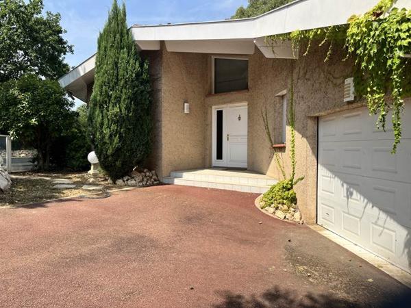 Maison 628 200 € Seilh 6 p 196 m² DPE D
