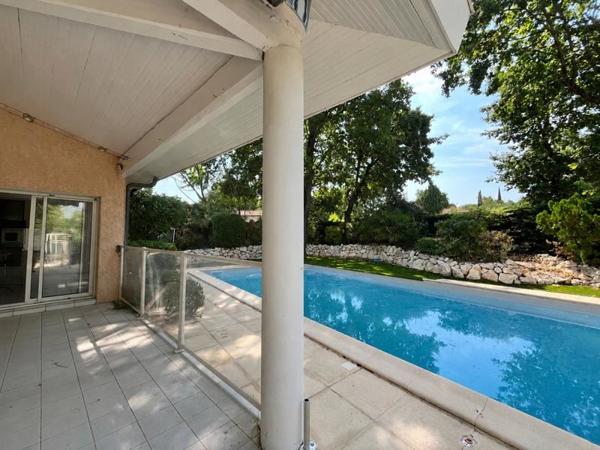 Maison 628 200 € Seilh 6 p 196 m² DPE D