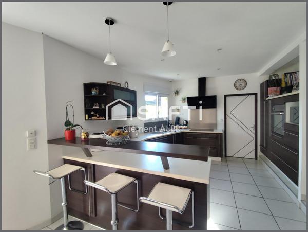 Beau pavillon familial avec terrain d'environ 600m² !!