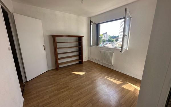 Appartement à vendre    4 pièces • 98,07 m2 Saint-Dizier