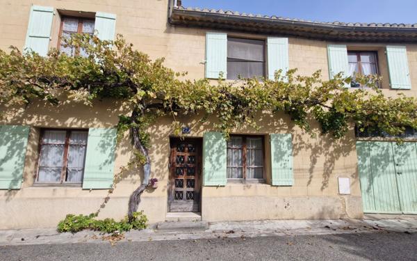 Maison à vendre    7 pièces •  Villeneuve-lès-Avignon