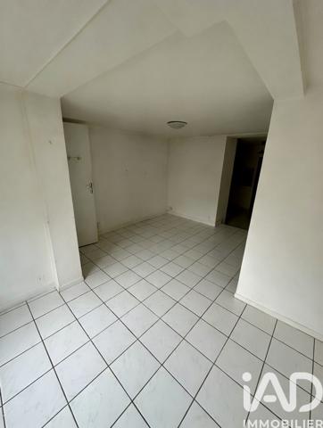 Location studio 28,15 m² Bordeaux