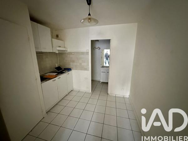Location studio 28,15 m² Bordeaux
