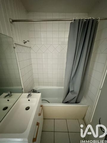 Location studio 28,15 m² Bordeaux