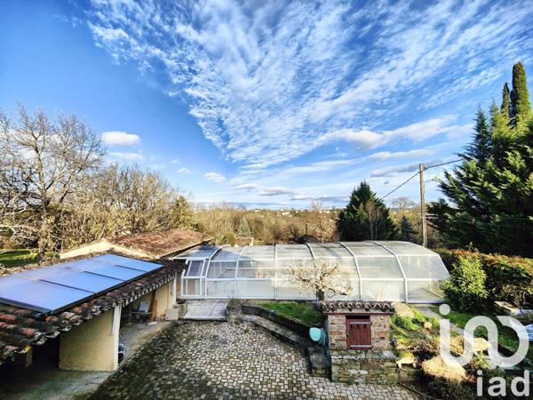 Maison traditionnelle 6 pièces de 127 m² à Carmaux (81400)