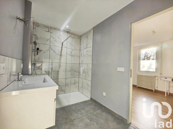 Maison traditionnelle 6 pièces de 127 m² à Carmaux (81400)