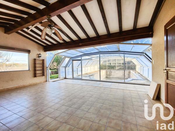 Maison traditionnelle 6 pièces de 127 m² à Carmaux (81400)