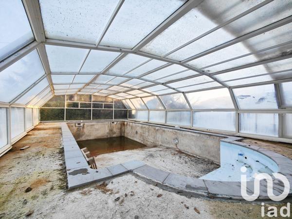 Maison traditionnelle 6 pièces de 127 m² à Carmaux (81400)