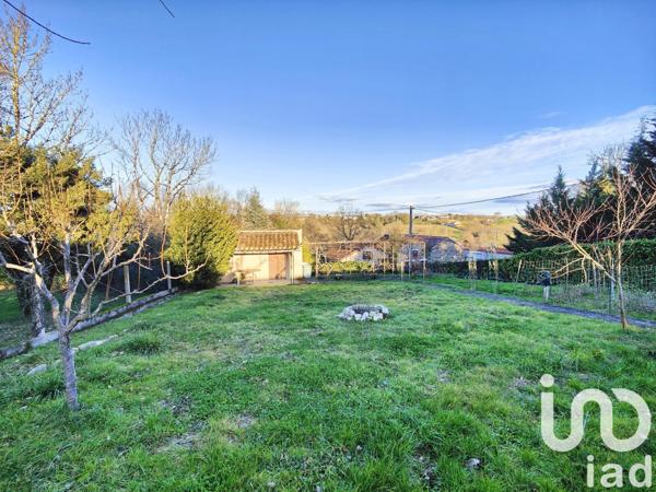 Maison traditionnelle 6 pièces de 127 m² à Carmaux (81400)