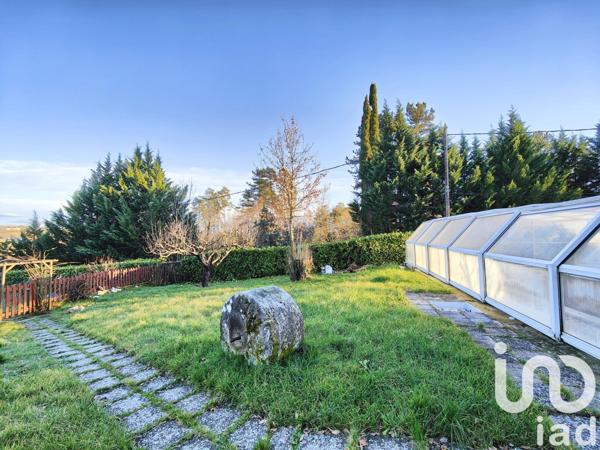 Maison traditionnelle 6 pièces de 127 m² à Carmaux (81400)