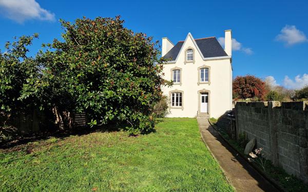 Maison à vendre    5 pièces • 120 m2 Plouhinec