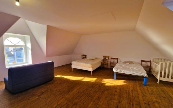 Maison à vendre    5 pièces • 120 m2 Plouhinec