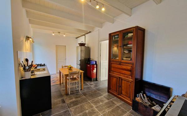 Maison à vendre    5 pièces • 120 m2 Plouhinec