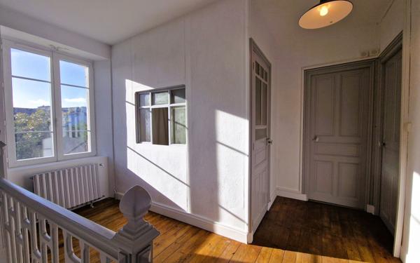 Maison à vendre    5 pièces • 120 m2 Plouhinec