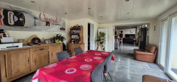 CORPS DE FERME EN PIERRE – 2,3 HECTARES – PROPRIÉTÉ ÉQUESTRE – CALME ABSOLU