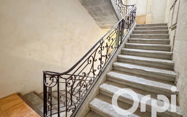 Appartement à vendre    3 pièces •  Tarascon