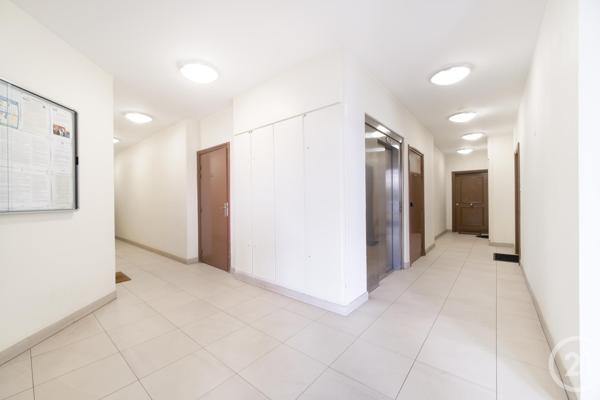 Appartement F2 à vendre  2 pièces - 43,87 m2 VIGNEUX SUR SEINE - 91