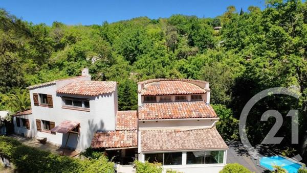 Maison à vendre  6 pièces - 150,90 m 2   GRASSE  - 06
