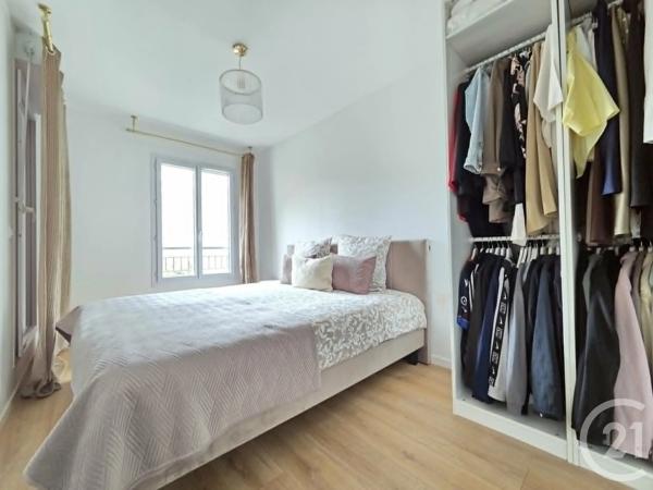 Appartement F3 à vendre  3 pièces - 54,95 m 2   LA SEYNE SUR MER  - 83