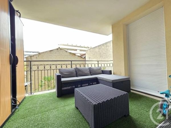 Appartement F3 à vendre  3 pièces - 54,95 m 2   LA SEYNE SUR MER  - 83