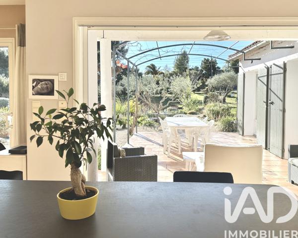 Maison à vendre 5 pièces 133 m² La Cadière-d'Azur