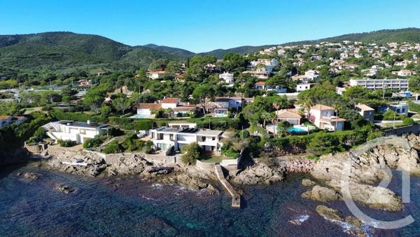 Maison à vendre  5 pièces - 75,37 m 2   ST AYGULF  - 83