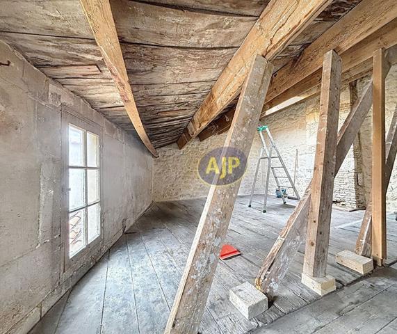 Vente immeuble Rochefort : 295 540 € - AJP Immobilier Rochefort