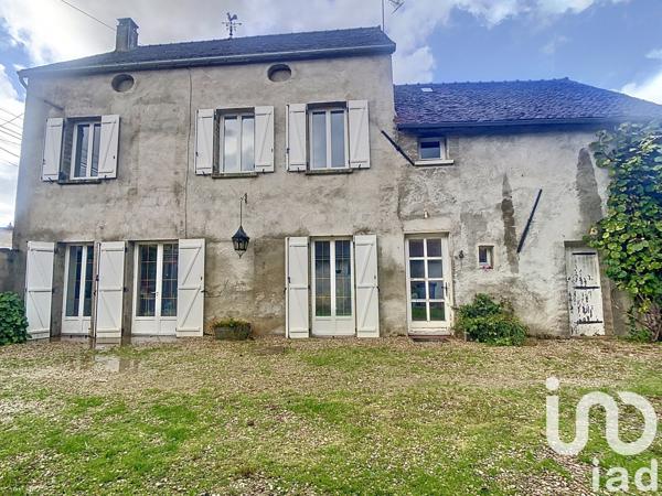 Maison traditionnelle 5 pièces de 131 m² à Champlost (89210)