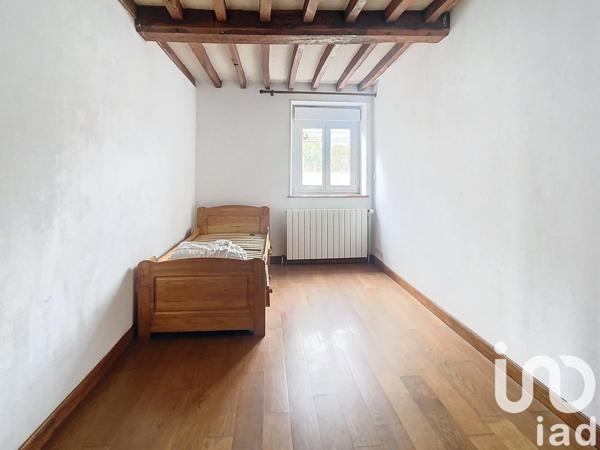 Maison traditionnelle 5 pièces de 131 m² à Champlost (89210)